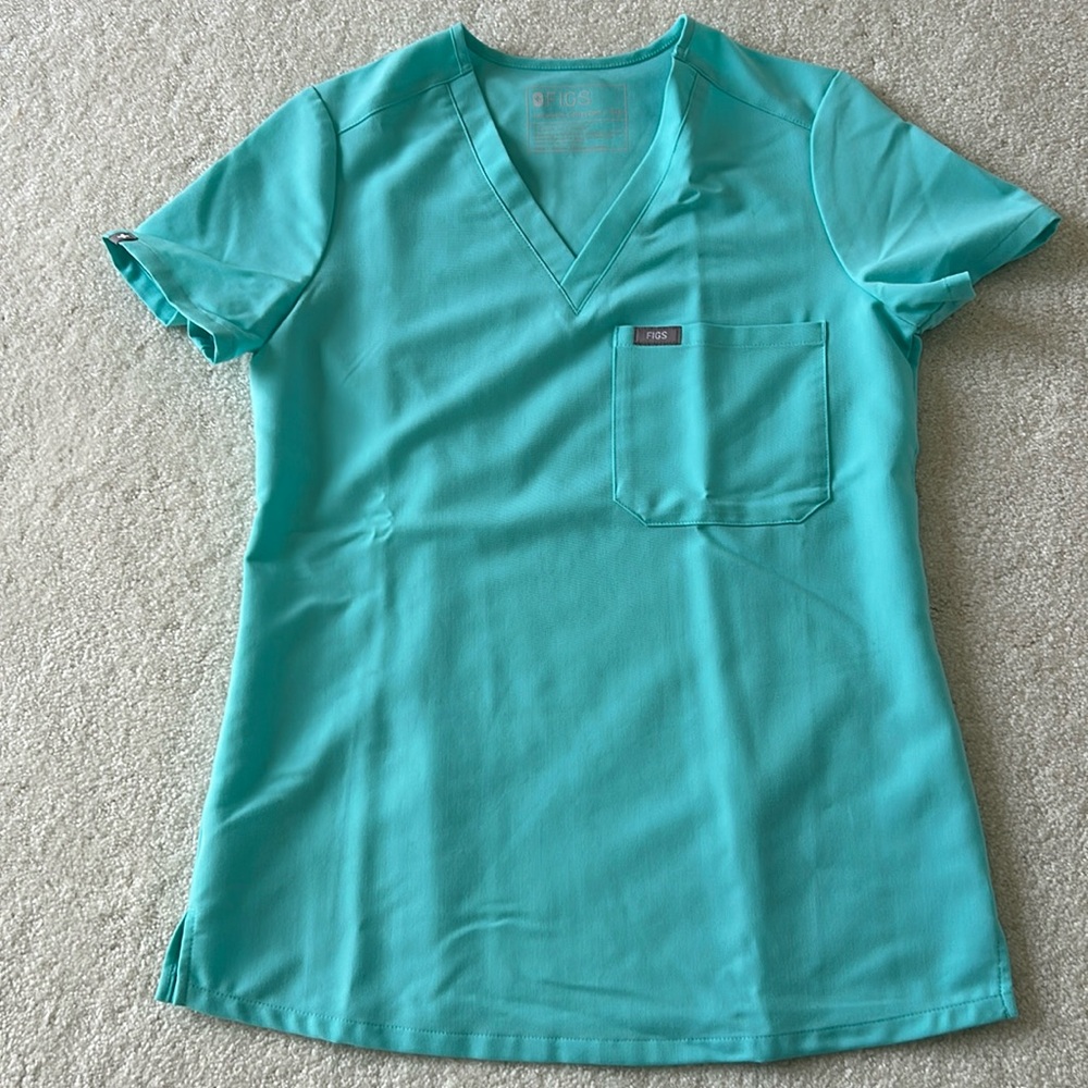 Figs Scrub Top